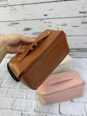 کیف لوازم آرایشی چرم